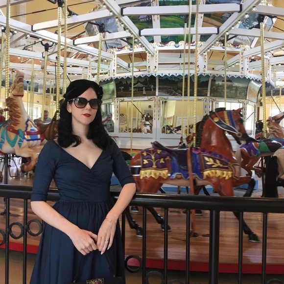 VTG 40’s Black Velvet Rhinestones Fascinator Hat - Picture 4 of 12